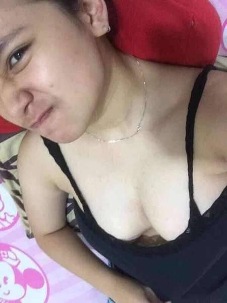 Pinay-Med-Student-Scandal-Alisha-Leaked-Nude-Pictures-And-Videos-Asian-Teen-Sex-Complete-15.jpg