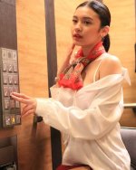 ELEVATOR LADY sir anong floor po (2).jpg