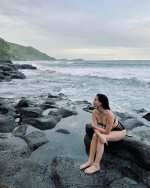 Hello 2025 🖤🌊🐚🪨 (2).jpg