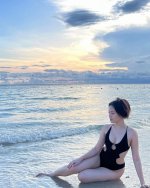 Mermaid 🧜*♀️🌊👙 (1).jpg