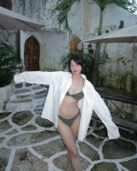 my new friend ü6th photo — i think its his first time seeing his reflection on the mirror.. he w.jpg