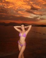 Got my tan lines in Subic.jpg