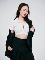 When you want to look professional but also want to show off your midriff. 💁*♀️LOCATION-STUDIO...jpg