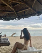 my ideal day🥝🌊 (5).webp