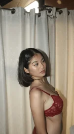 lingerie-set-drop-v0-t2px13jembsg1.webp
