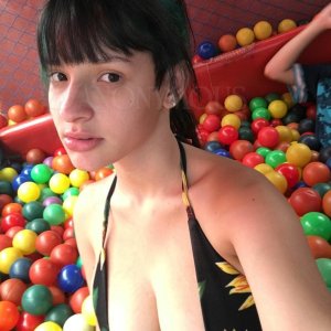 NicoleStefanie - Huge Tits Amateur L3@k3d