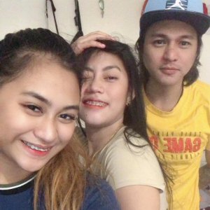Pinag-aabangang Trio -Full