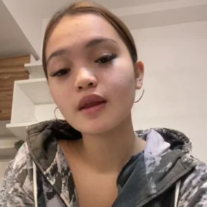 Small tits bawe sa pwet 5