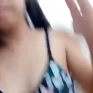Pinay Fingering her wet pussy