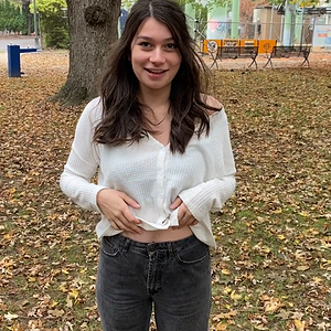 New Challenge accepted Maya Manning flash her tits at the Park