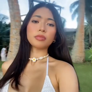 Sexy ng bikini ni babe