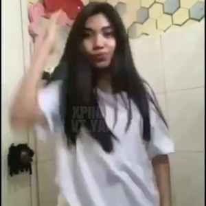 Sarap panuorin habang naliligo.mp4