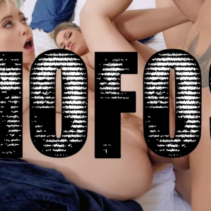 Mofos - Hot Brunette Gracie Gates Flashes Her Big Natural Tits Before Swallowing JMac s Cock.mp4