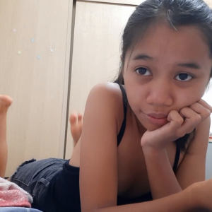 CreamBerryFairy - Daddy's Girl Gives JOI And Sucks Toes