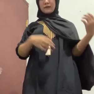 Ukhti Hijab lepas Gamis bugil.mp4