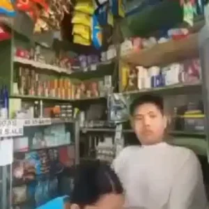 Tinira sa tindahan